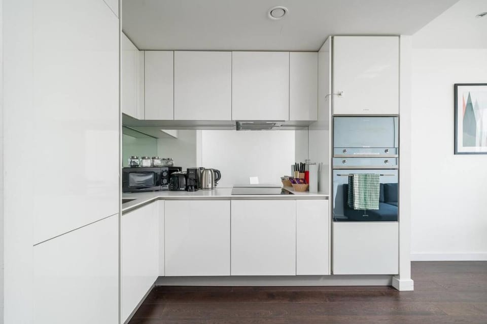 River View 2BR 2BA Central London with Gym House in London