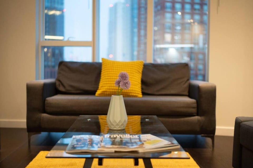 Stylish 2BR 2BA Central London City View Superhost House in London