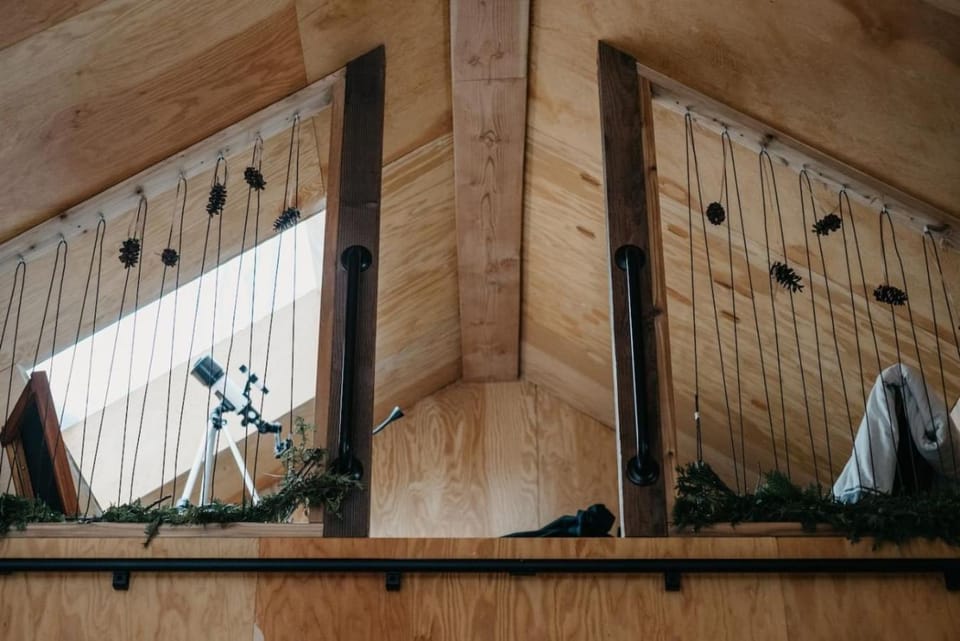 Ravens Roost- private luxury treehouse with sauna Campground/ 
RV Resort in Lake of Bays
