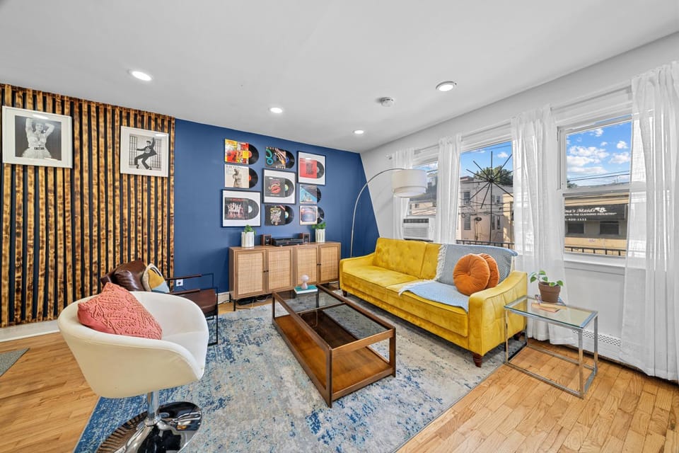 TV and multimedia, Living room