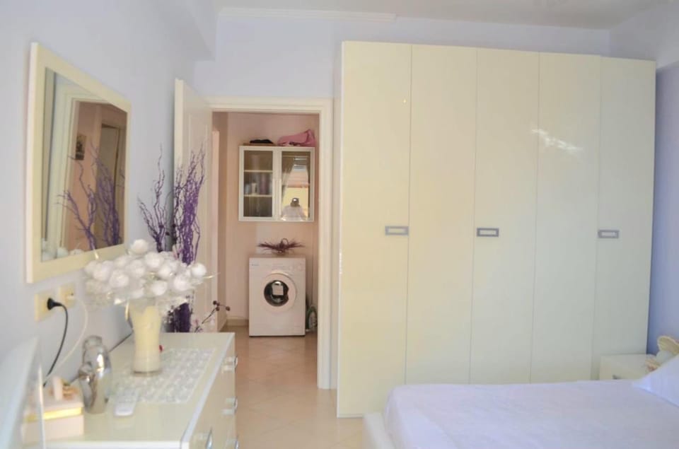 Bed, Bedroom, wardrobe