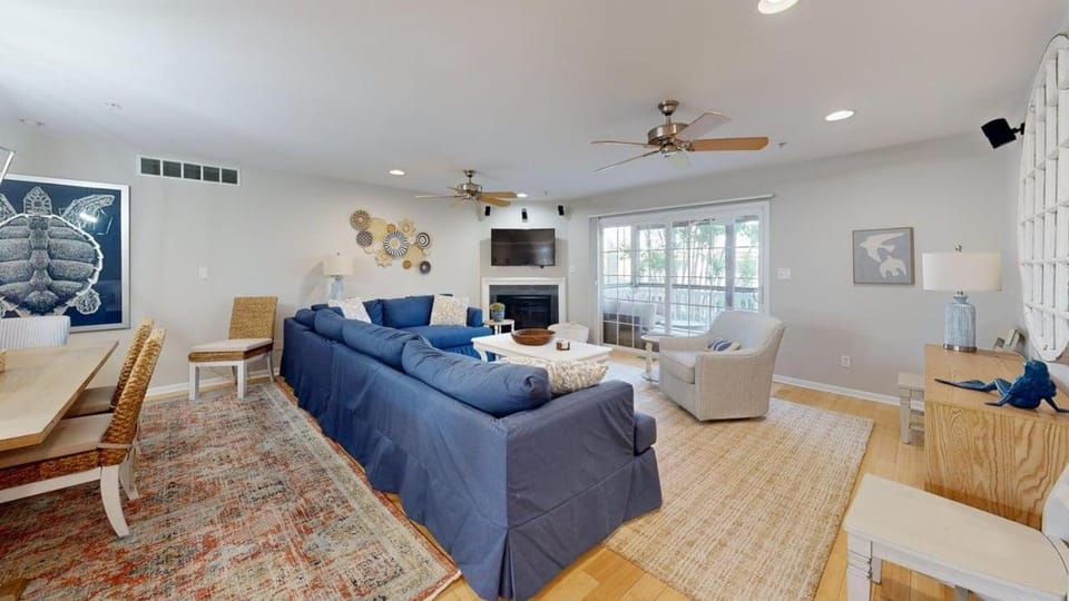 Canal Landing townhouse with community pool House in Rehoboth Beach
