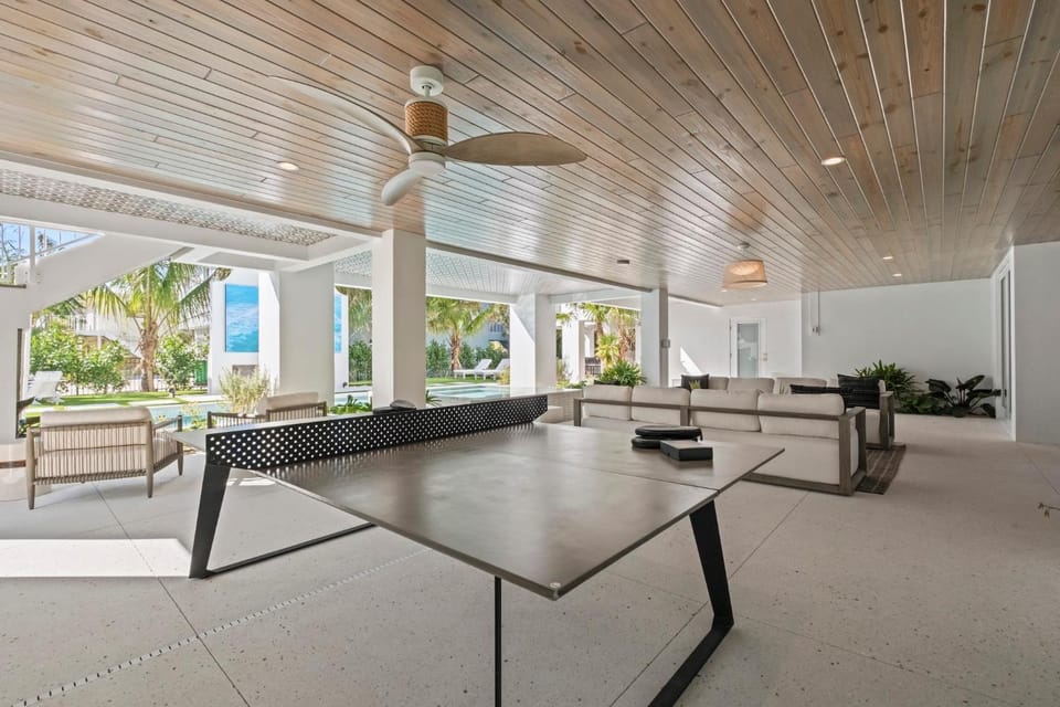 Day, Natural landscape, Table tennis, Living room, Seating area, furniture