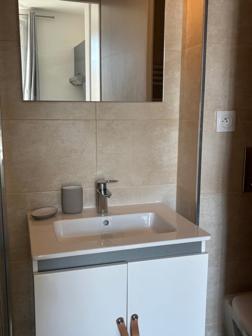 Studio moderne avec terrasse Apartment in Cannes