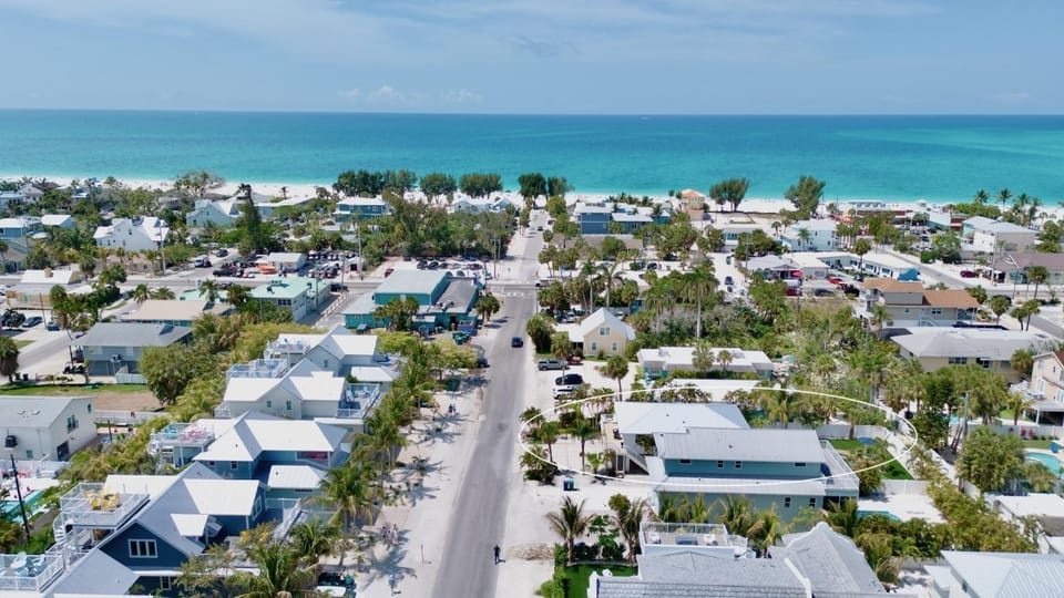 Chardonnay Shores House in Anna Maria Island