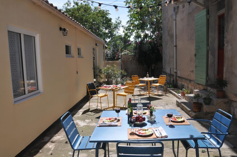 Garden, Balcony/Terrace, Dining area, Meals, Lunch, Inner courtyard view, furniture