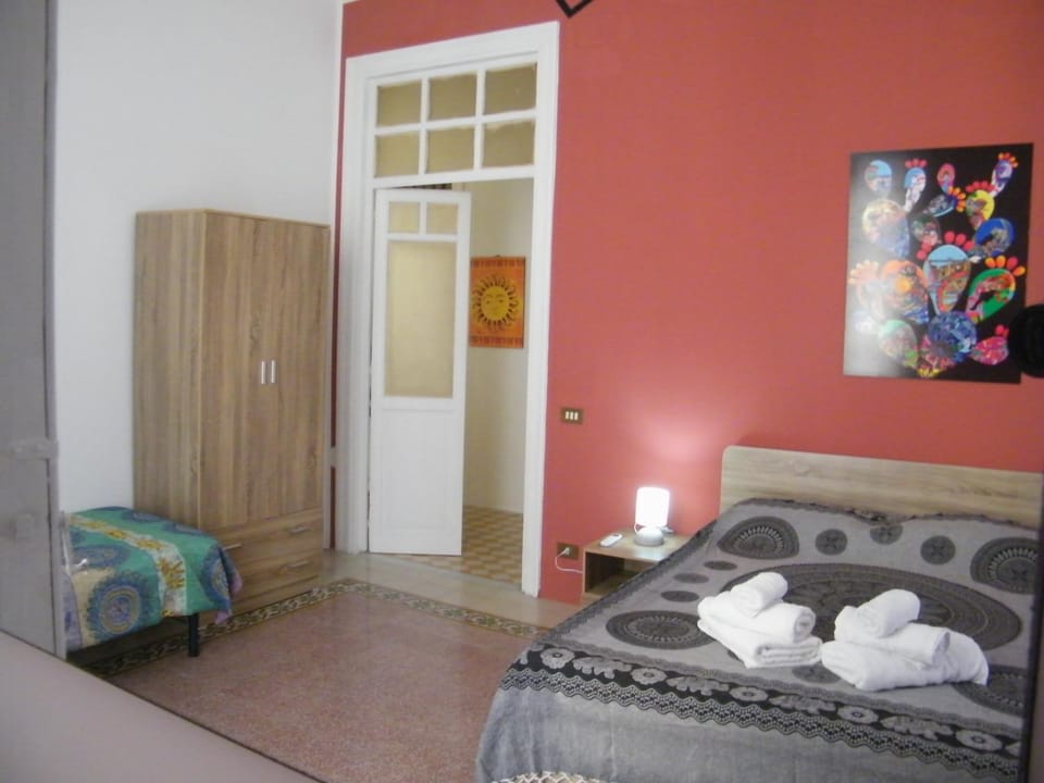 Mi manda Picone di Lolli's Liberty Apartment Apartment in Palermo