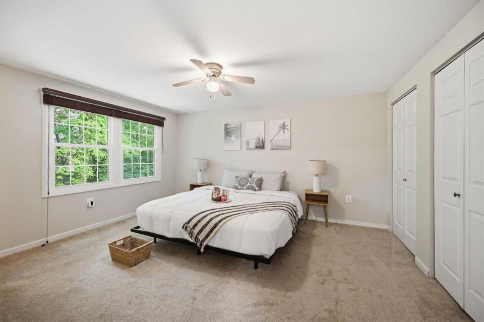 Bed, Bedroom