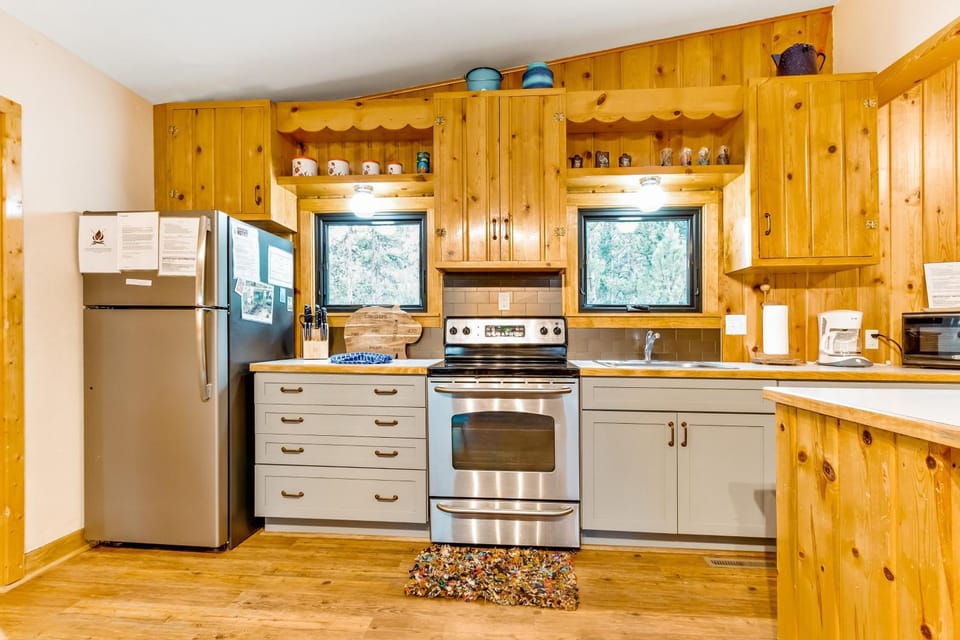 Coffee/tea facilities, Kitchen or kitchenette, kitchen
