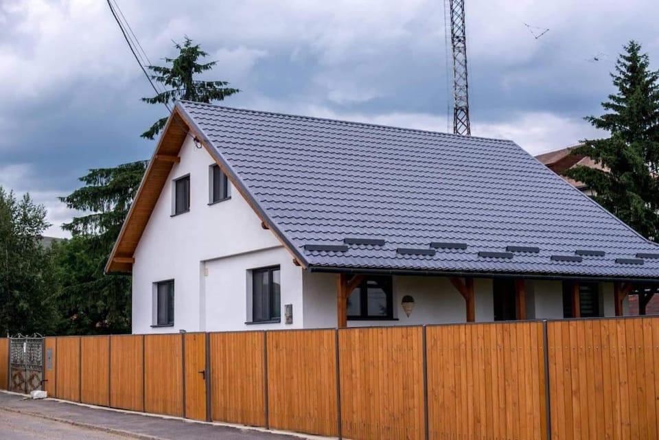 Bara Apartment and Studio Apartment in Romania