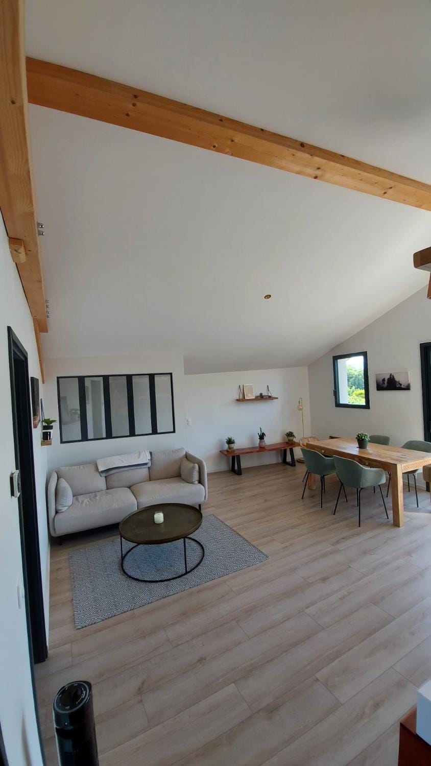 View Geneva Lake, private residence, swimming pool Apartment in Canton of Geneva