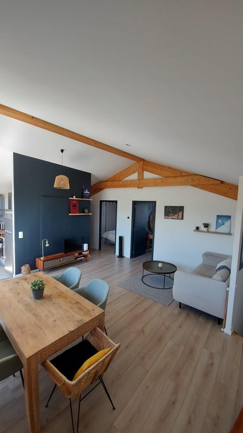 View Geneva Lake, private residence, swimming pool Apartment in Canton of Geneva