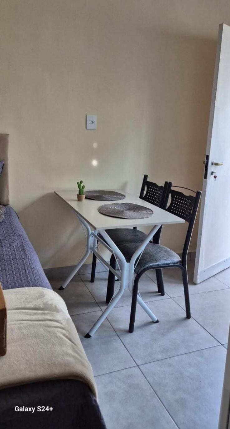 Kitnet Completa em Cotia com Garagem 04 Apartment in Cotia