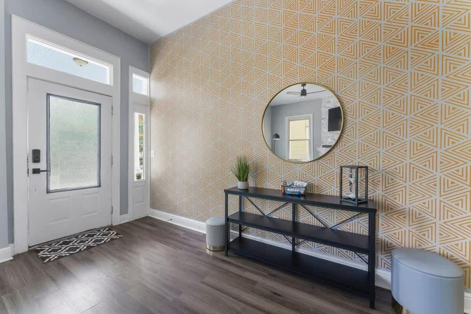 Pearl of Springfield -WIFI AC PATIO House in Jacksonville