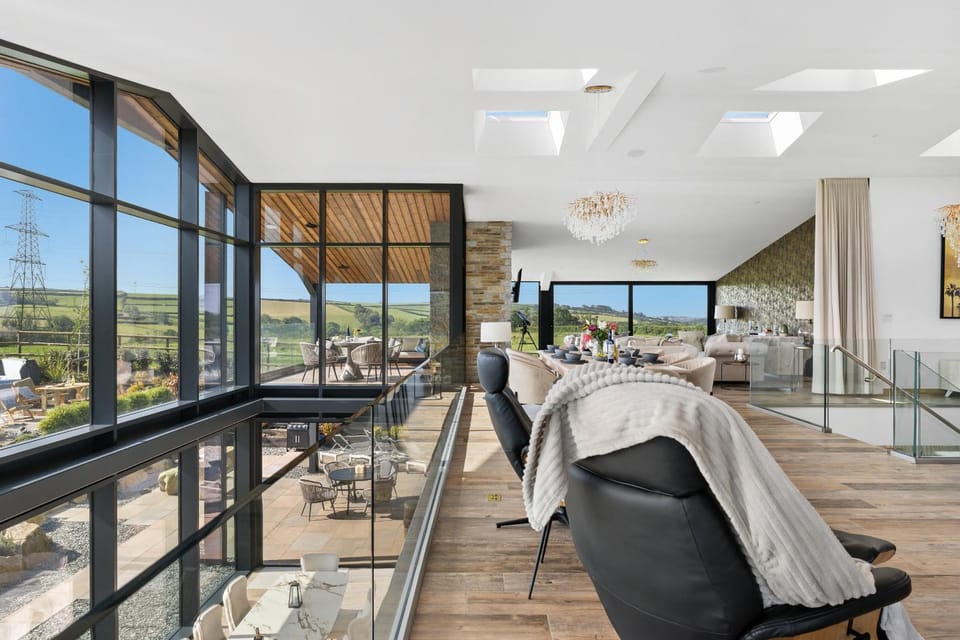 The Retreat at Strashleigh Manor Farm - A Luxury Devon Country Escape House in Ivybridge