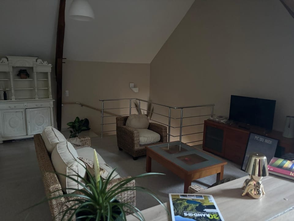 Domaine des Pyrénées d Oleac Bed and Breakfast in Occitanie