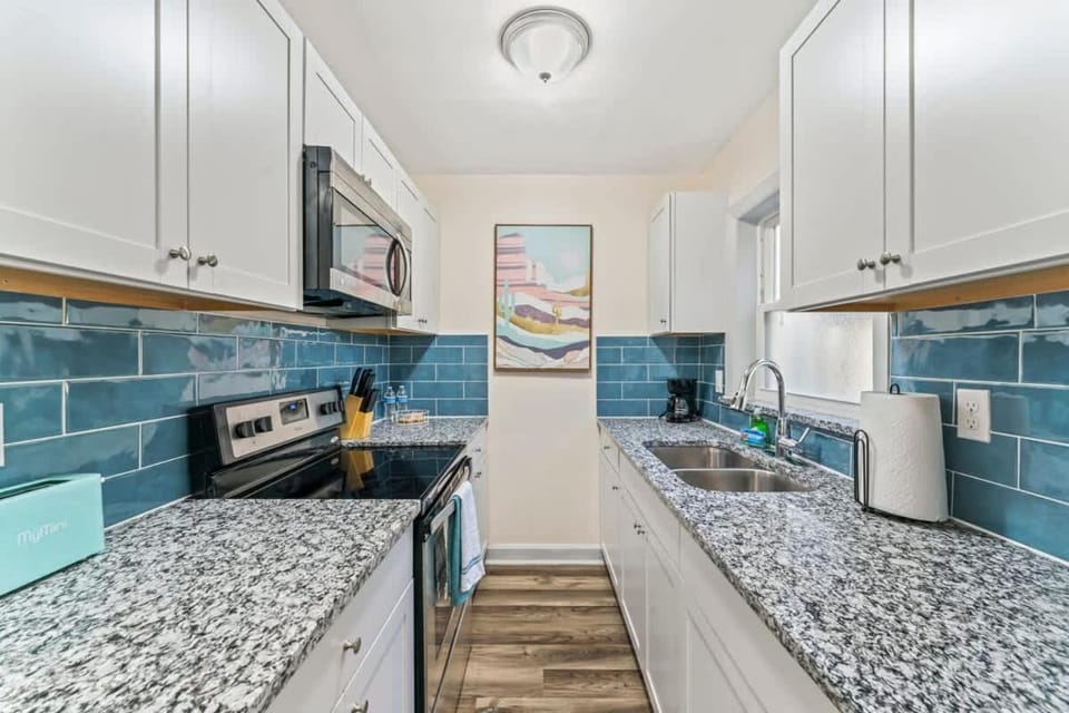 The Hendricks #2 - TV AC Wi-Fi Apartment in Jacksonville