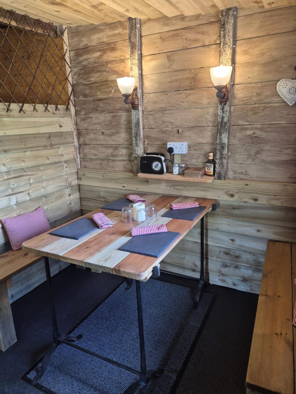 Elles Cabin at Pioneer Billys Cabin in England
