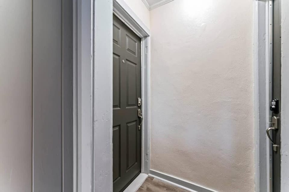 The Hendricks #4 TV AC Wi-Fi Apartment in Jacksonville
