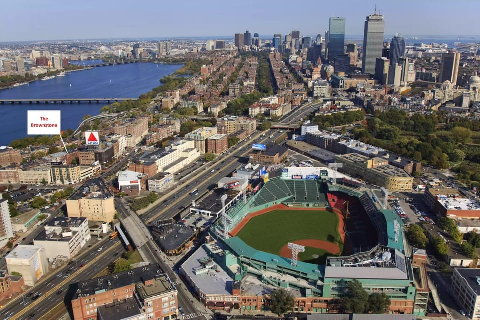 Fenway Park Brownstone Vacation rental in Boston