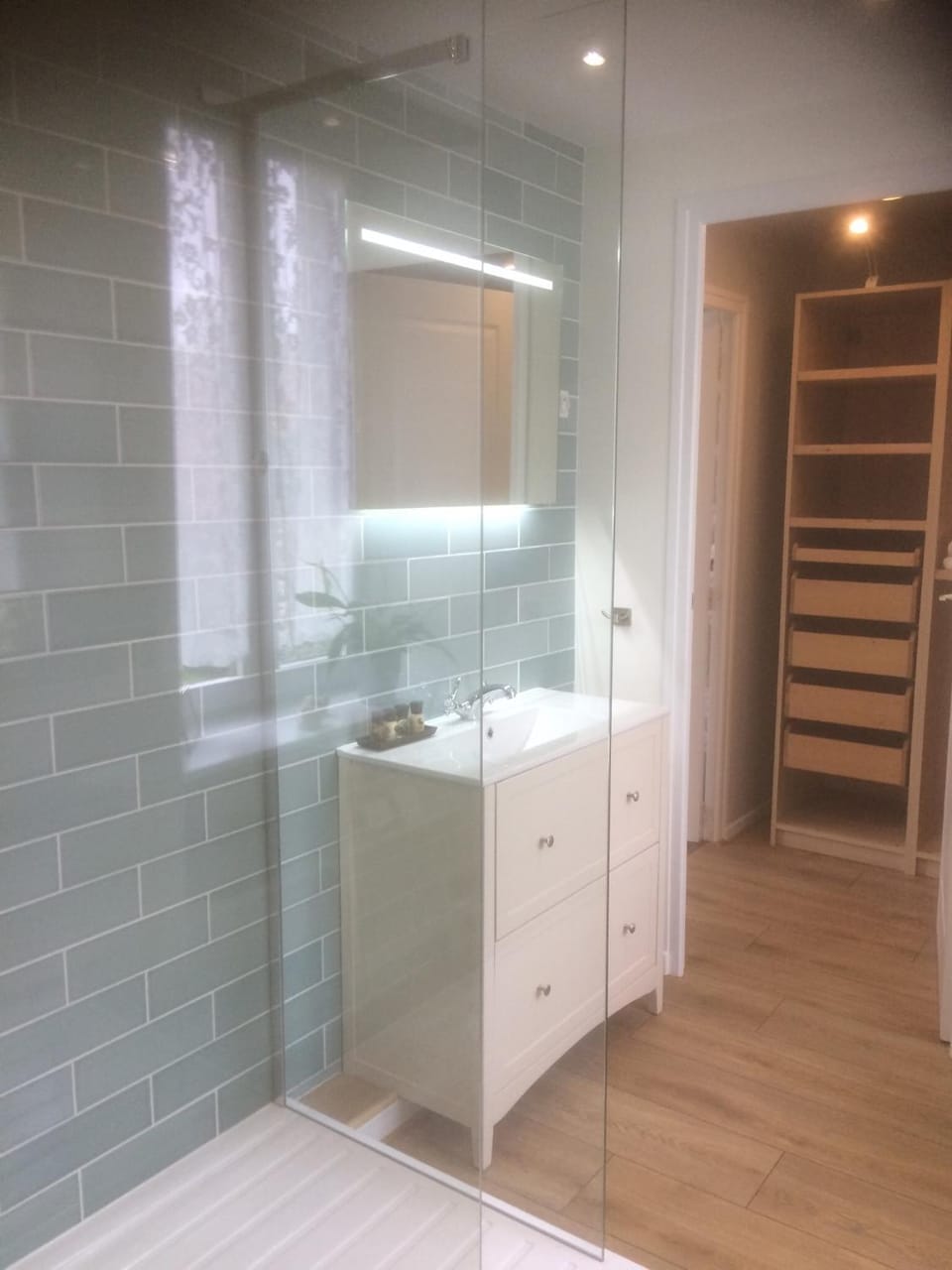 Shower, Toilet, Bathroom