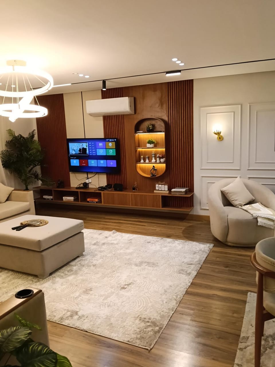 ارقي شقه فندقيه في المهندسين شارع سوريا Apartment in Egypt