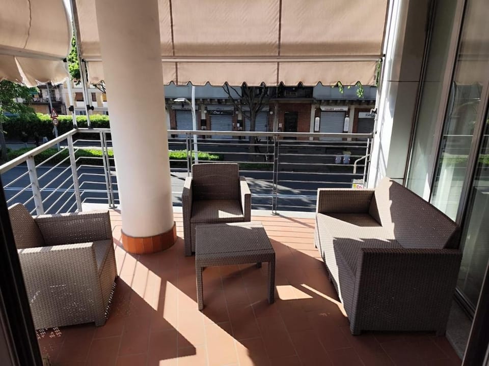 Balcony/Terrace, Balcony/Terrace