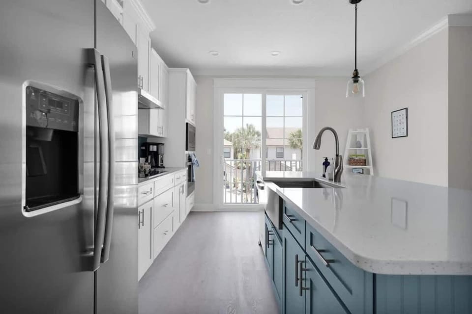 Luxury Beach Townhome - Team Joseph Ellen House in Jacksonville Beach