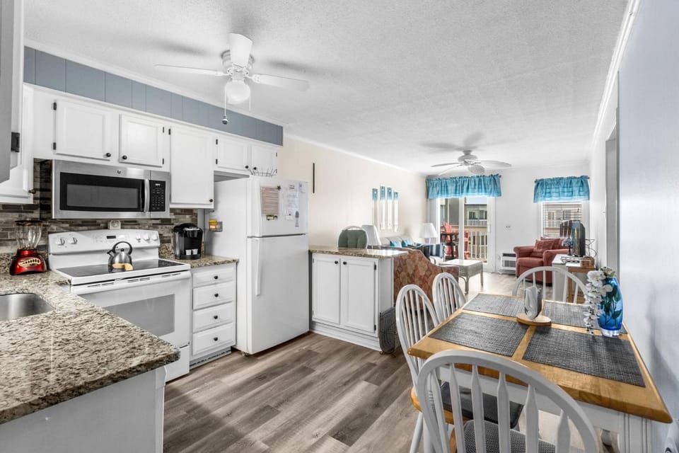 Place At The Beach Unit 3D - Ocean View House in South Carolina