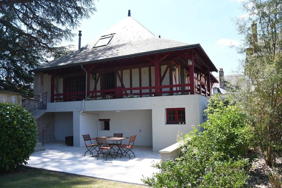 Gîte 6-8 personnes Ste-Anne au Clos du Petit Dannezy House in Centre-Val de Loire