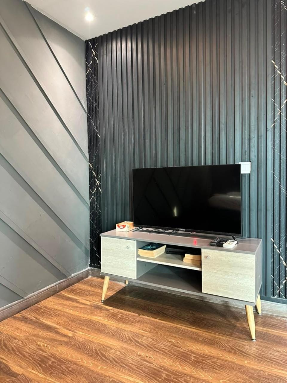 Communal lounge/ TV room, TV and multimedia, Evening entertainment