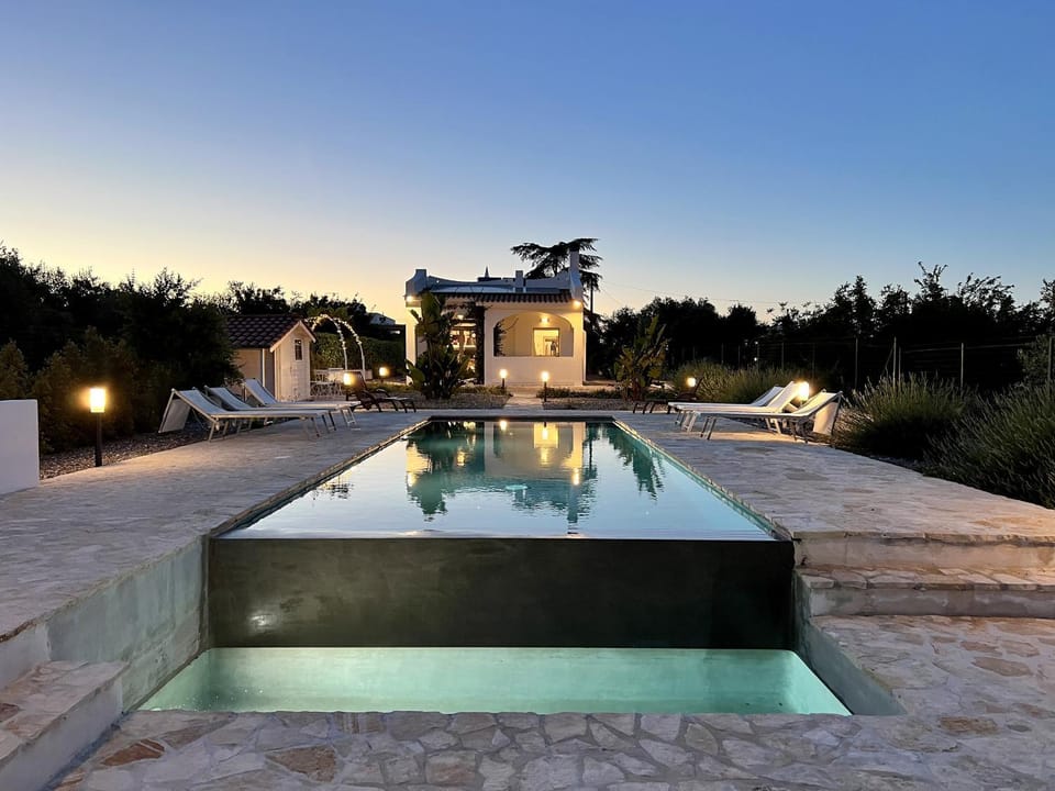 Nearby landmark, Day, Night, Natural landscape, Pool view, Swimming pool