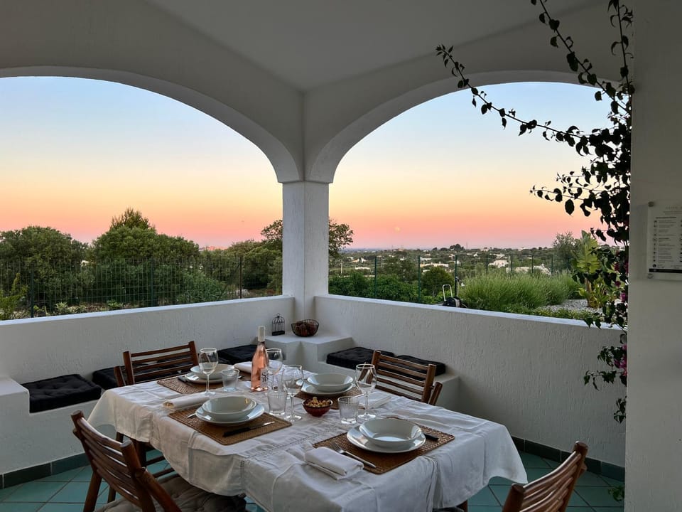 Patio, Natural landscape, View (from property/room), Balcony/Terrace, Living room, Dining area, Mountain view