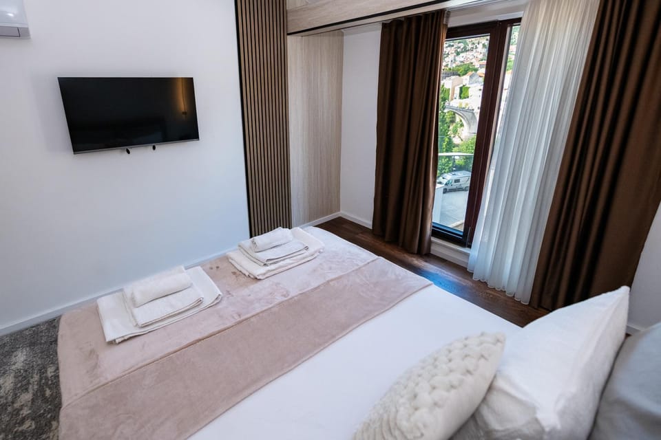 Bed, View (from property/room), Bedroom