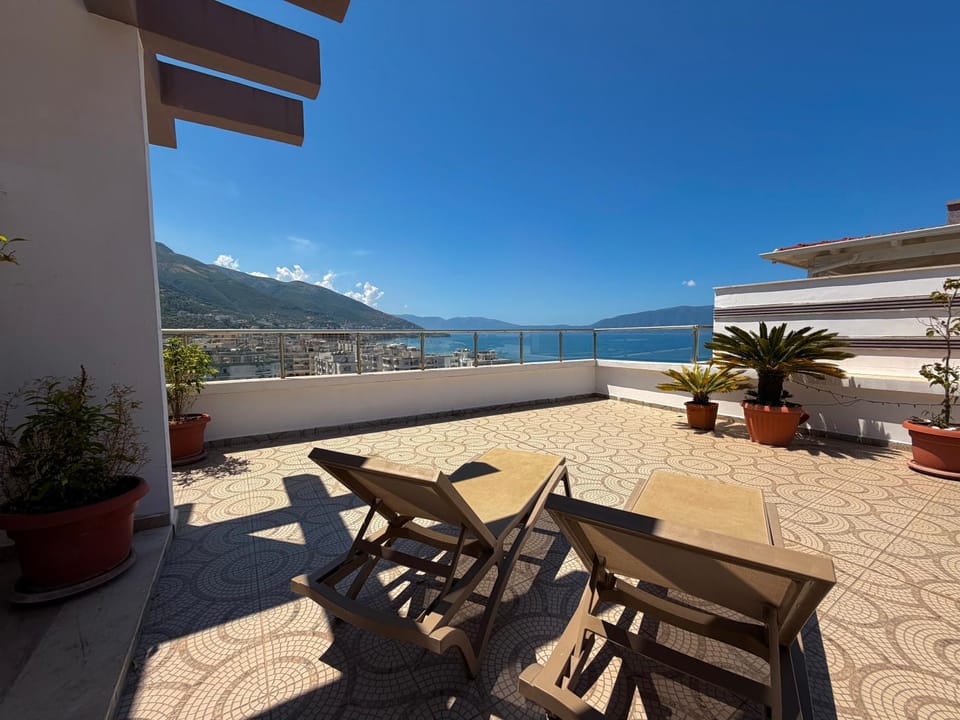 Sea View Penthouse with Grand Terrace Apartment in Vlorë