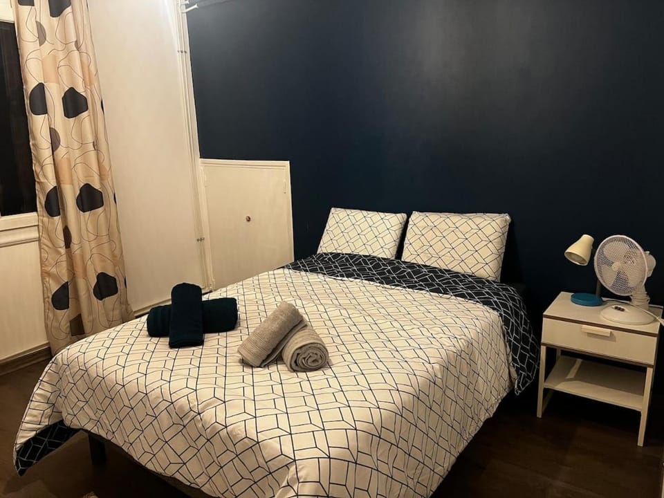 Appartement T3 spacieux RDC avec 2 chambres, 3 lits doubles, jardin et parking gratuit Apartment in Occitanie