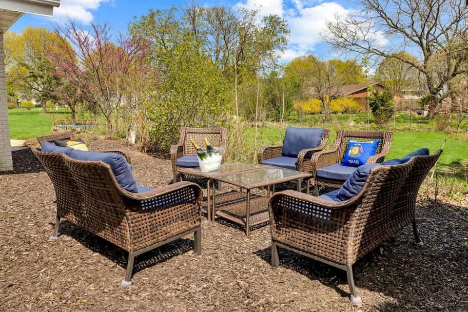 Spring, Natural landscape, Garden, Seating area, Garden view