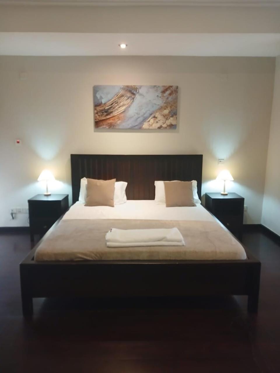 Stylish 4 Bedroom Penthouse Apartment in Ghana