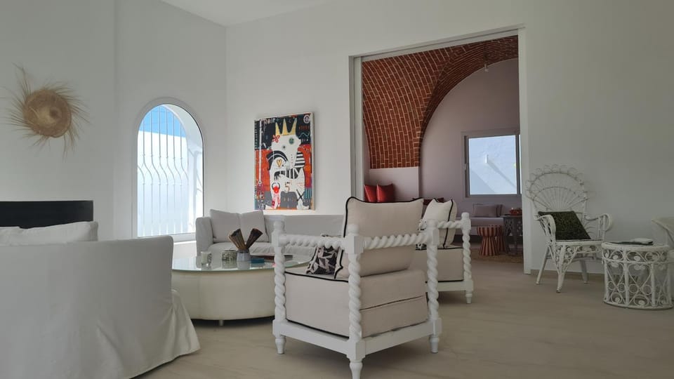 Villa Tortuga Private pool Beach and sindbad 5 min House in Tunisia