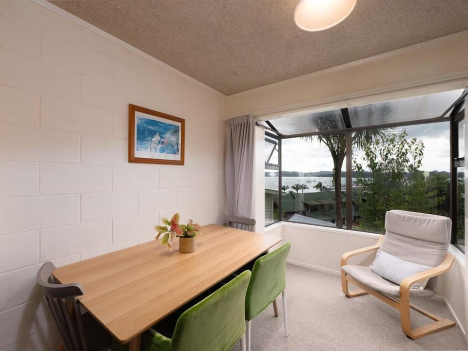 Pae Moana - Sea Horizon Apartment in Paihia