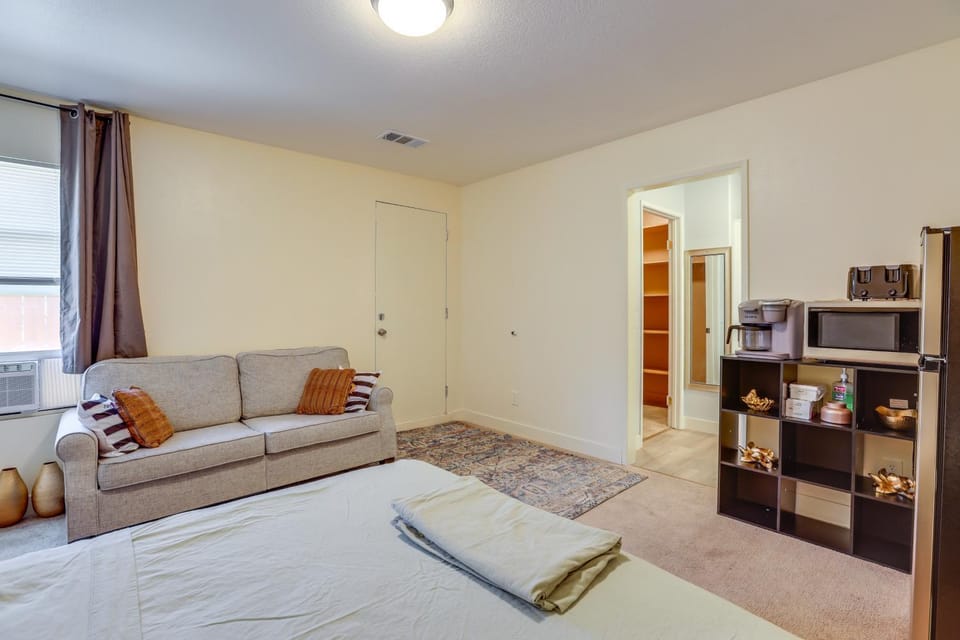 Convenient High Desert Stay Near Route 66 Apartment in Victorville