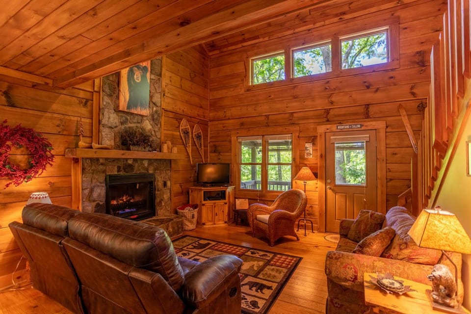 Bears Repeatin' House in Brushy Fork