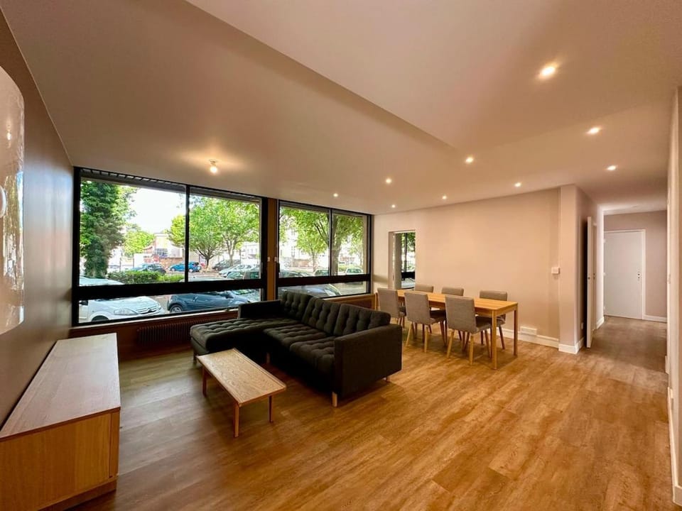 Le Grand Voltaire Apartment in Dijon