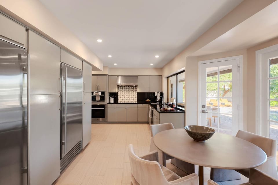 Monarch - Private Pool - Mins to Kierland Commons House in Scottsdale