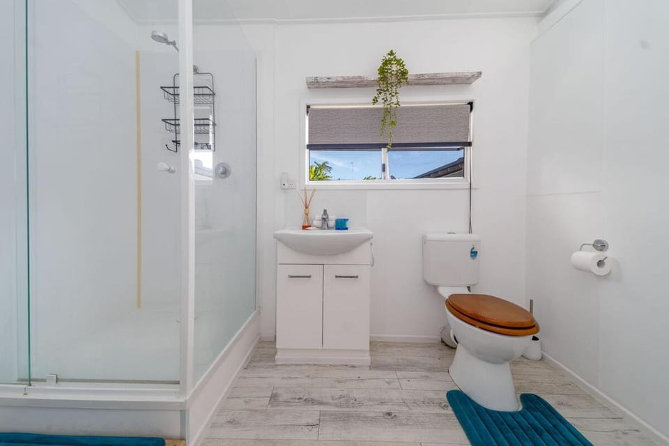 Urangan Holiday Home with Pool | Sleeps 8 House in Hervey Bay