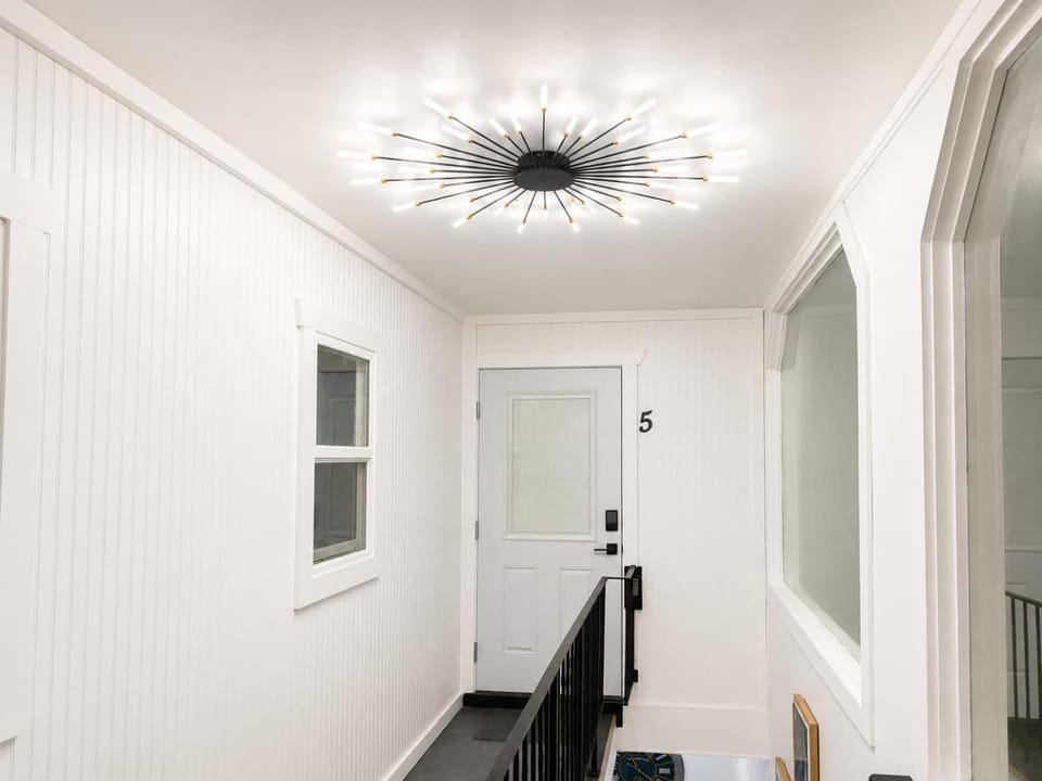 The Creative Escape With Community Canvas Loft Apartment in Coeur dAlene