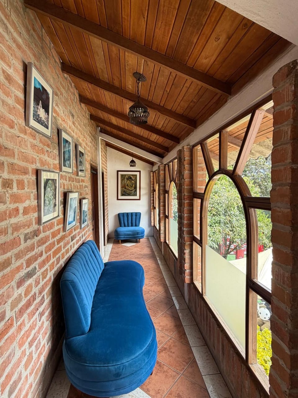 Vintage House Near Quito Airport Apartment in Quito