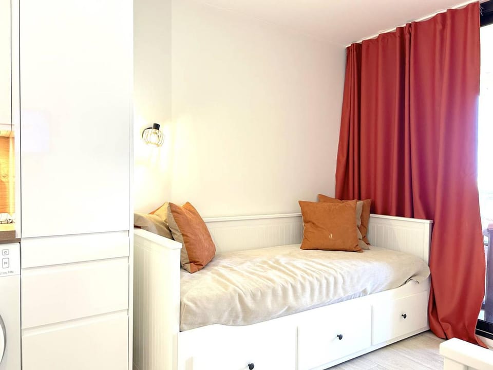Appartement climatisé, vue mer - 4 pers. - FR-1-251-950 Apartment in Le Lavandou