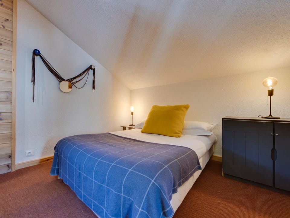 Duplex ski aux pieds, 3 chambres - 6 pers. Apartment in Val dIsere