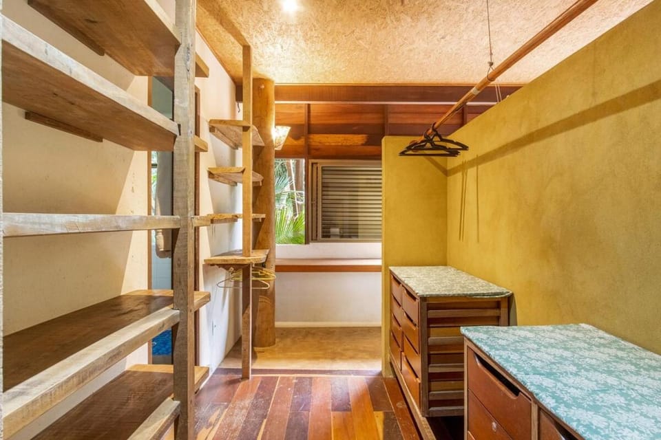 Bedroom, wardrobe